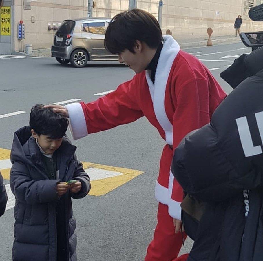 [잡담] 김지범 도라범스 짤 하나 더 추가할래.. | 인스티즈