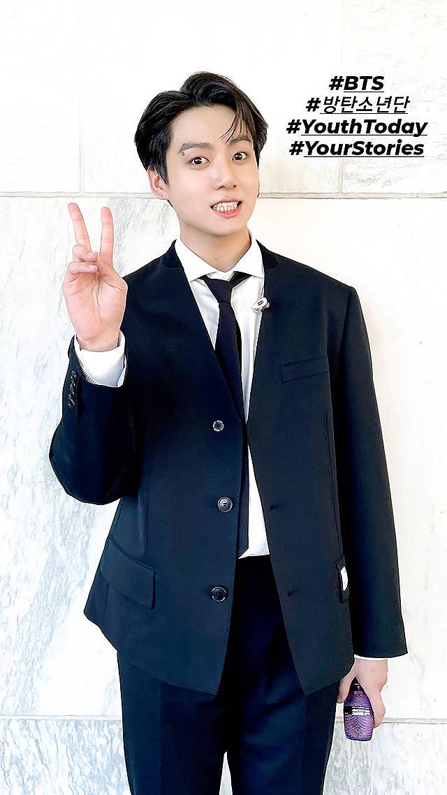 [잡담] 헉헉 방탄 떡밥먹기 약간 벅차다 헉헉 | 인스티즈