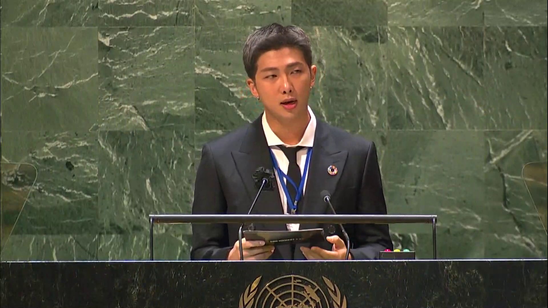 [잡담] 아이돌이 대통령하지 말라는 법 있어 ??? | 인스티즈