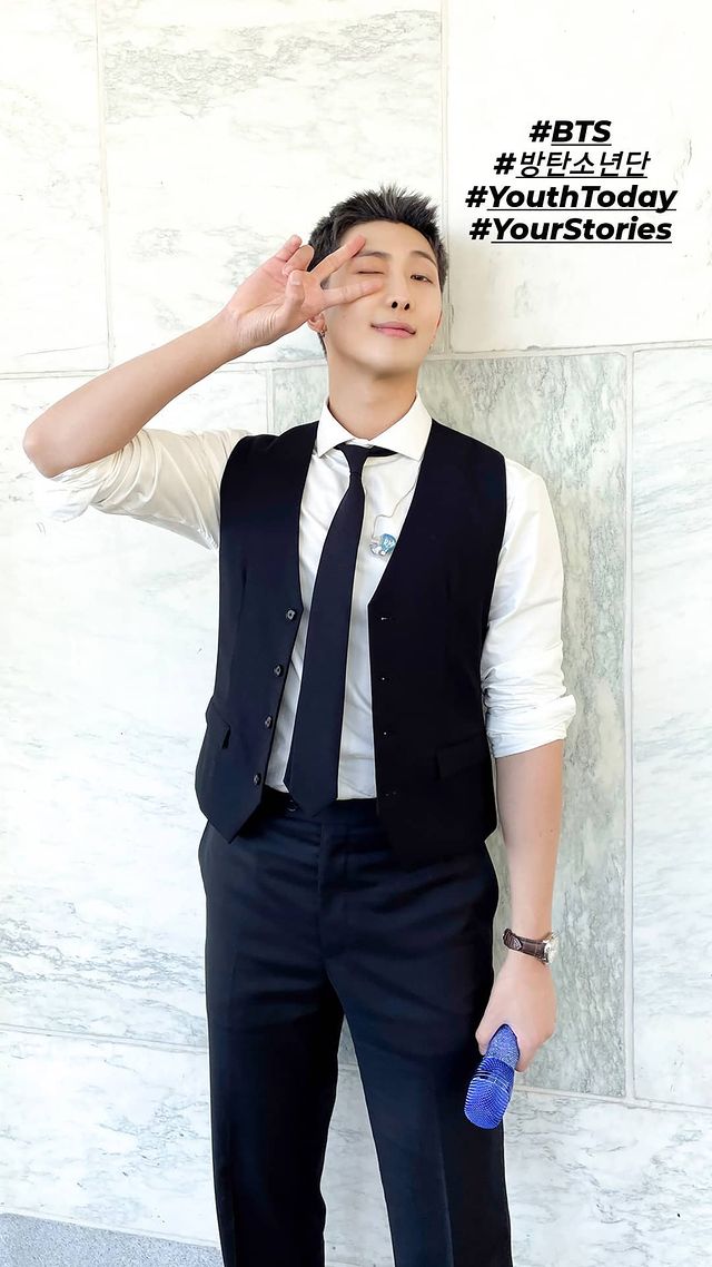 [잡담] 헉헉 방탄 떡밥먹기 약간 벅차다 헉헉 | 인스티즈