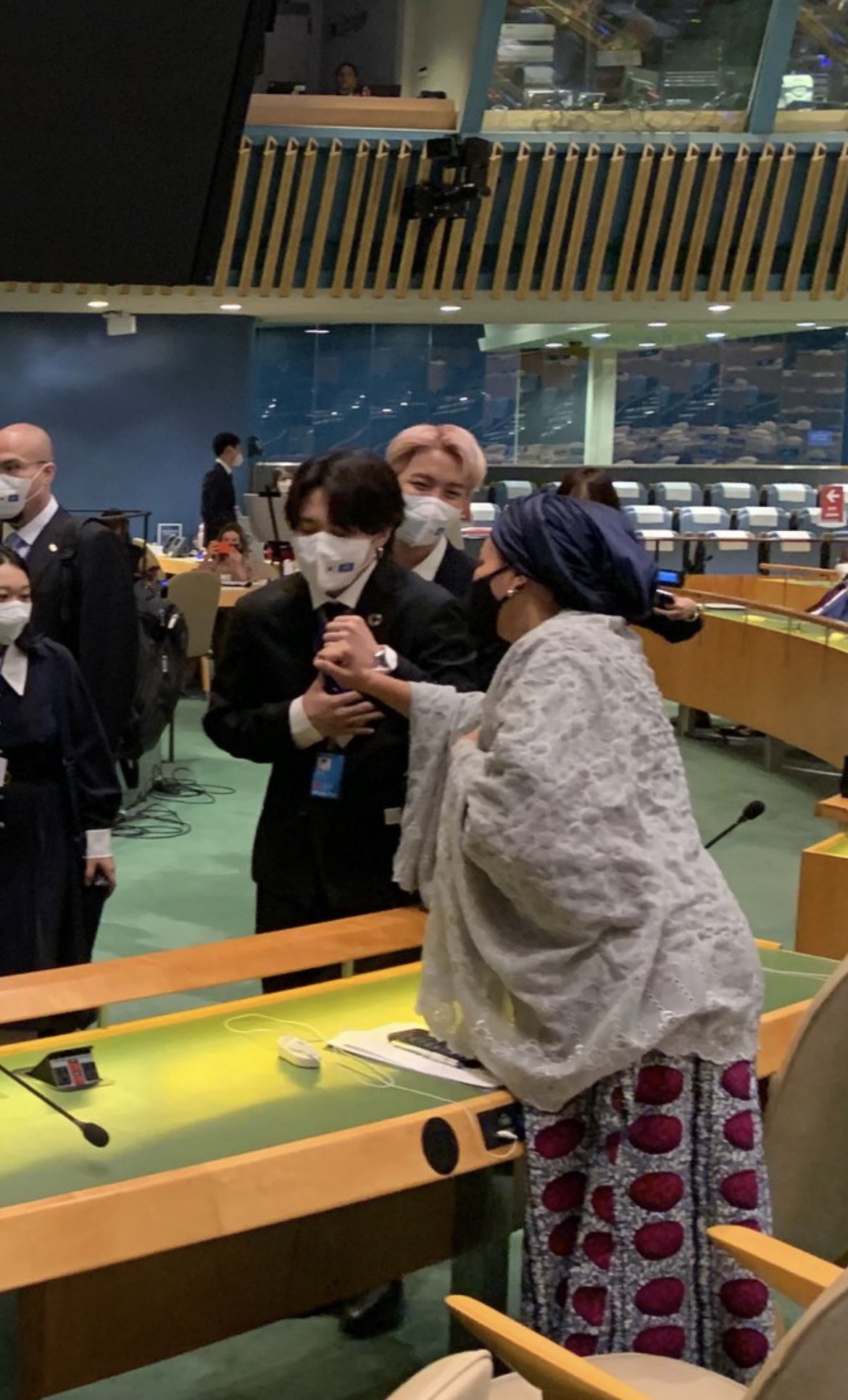 [잡담] 방탄 지민 : 휴휴 지금 다시보니간 심장이 조마조마해욧 주글거가태요 ; | 인스티즈