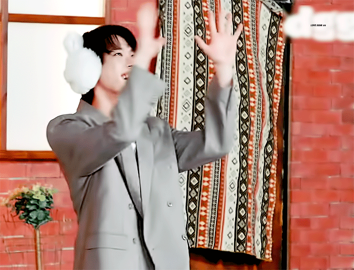 [잡담] 엔시티 도영 딩고에서 귀마개 모임 ? | 인스티즈