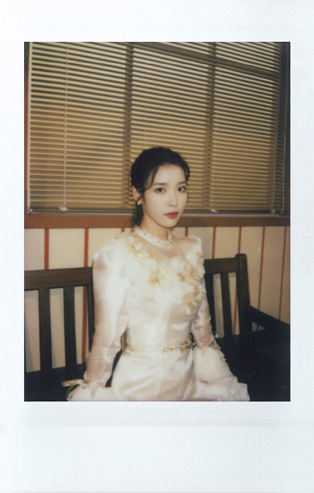 [잡담] 아이유 폴라로이드 사진 모음 | 인스티즈