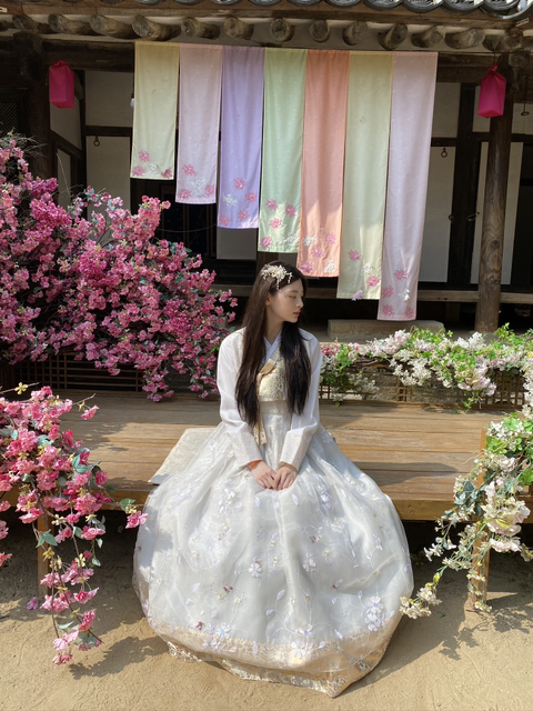 [잡담] 윤세은 아마도 전생에 조선시대 공주였나보다 | 인스티즈