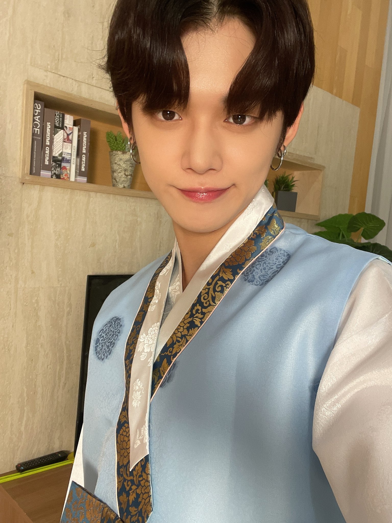 [잡담] 아 최연준 개잘생김 | 인스티즈