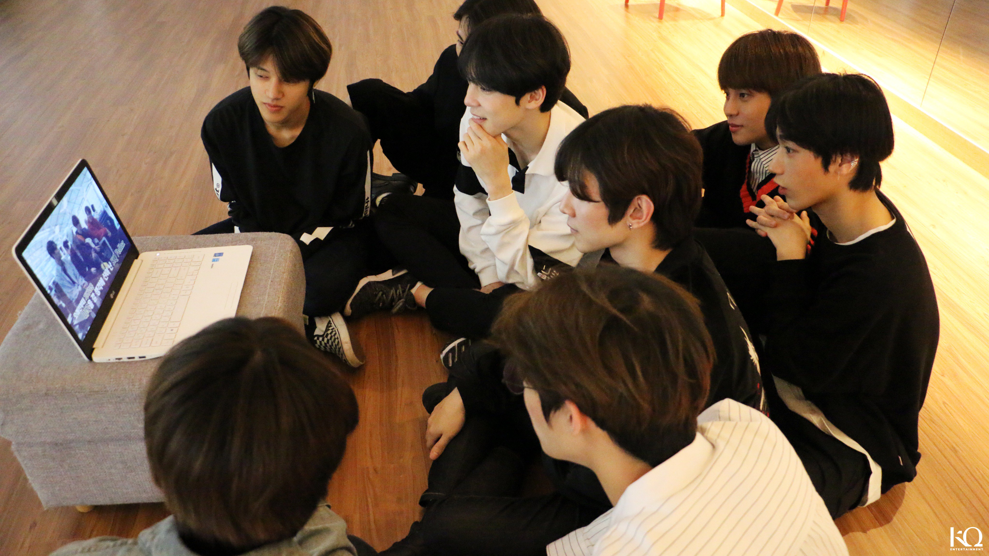 [잡담] 데뷔 전 에이티즈 갓기천사들..... | 인스티즈