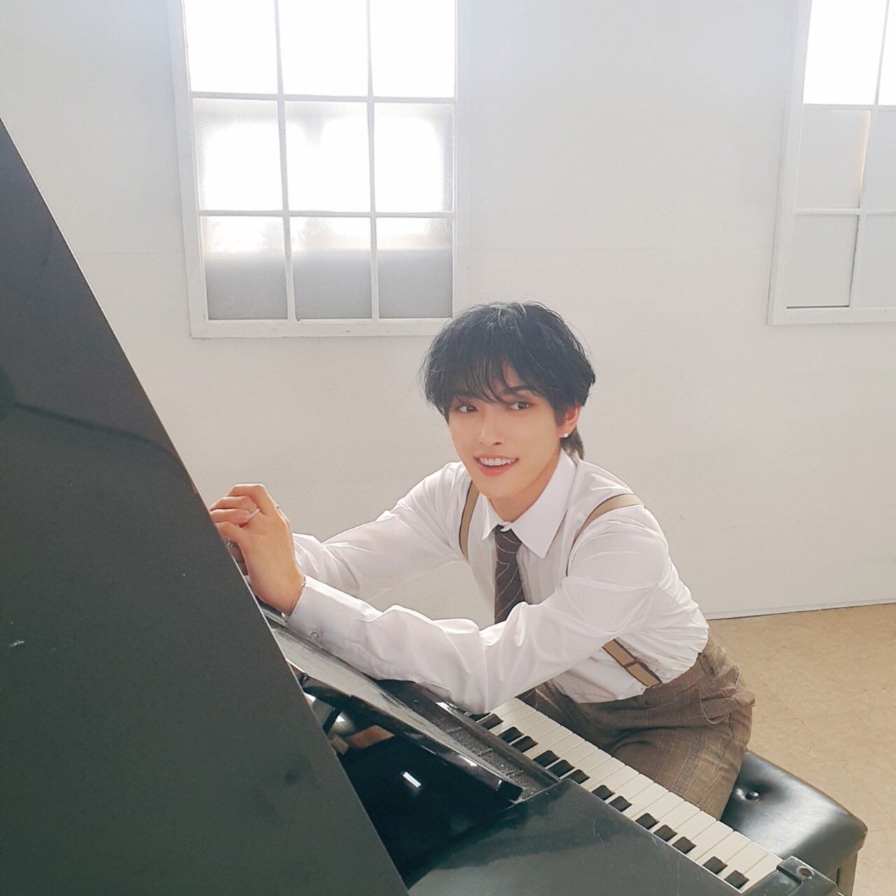 [잡담] 데뷔 때부터 머리 진짜 많이 바뀌었는데 다 너무 예뻤어 | 인스티즈