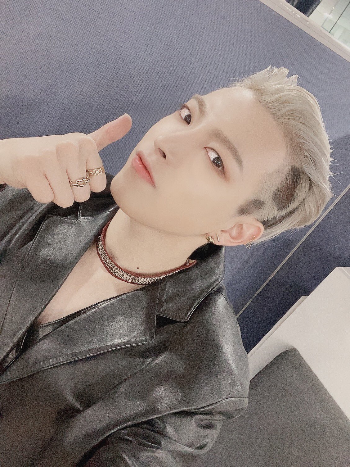 [잡담] 데뷔 때부터 머리 진짜 많이 바뀌었는데 다 너무 예뻤어 | 인스티즈