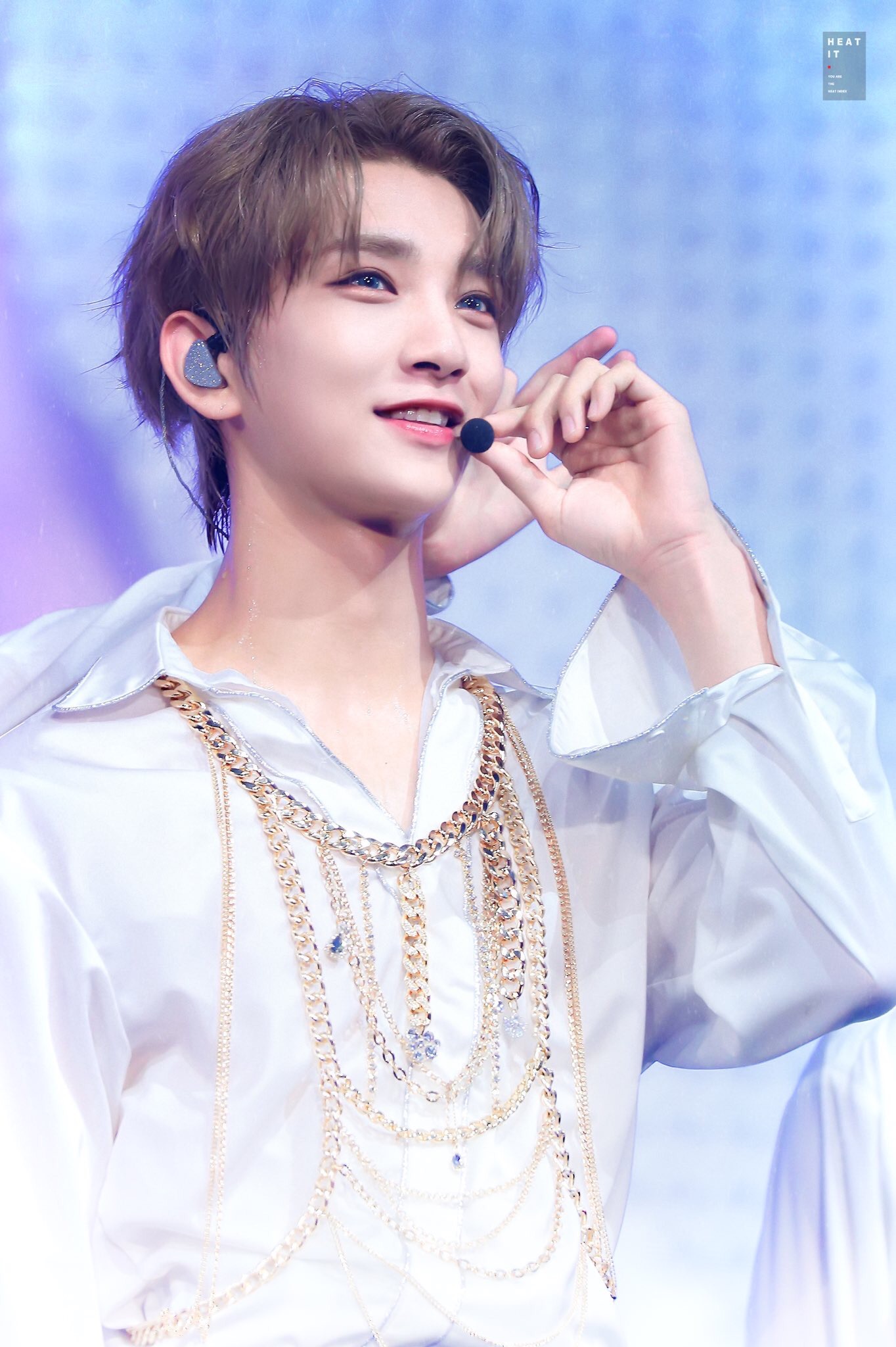 [잡담] 세븐틴 더팩트 영어로 수상소감 한 아이 | 인스티즈