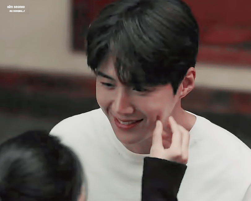 [잡담] 김선호 보조개뽁뽁짤 너무 좋아 | 인스티즈