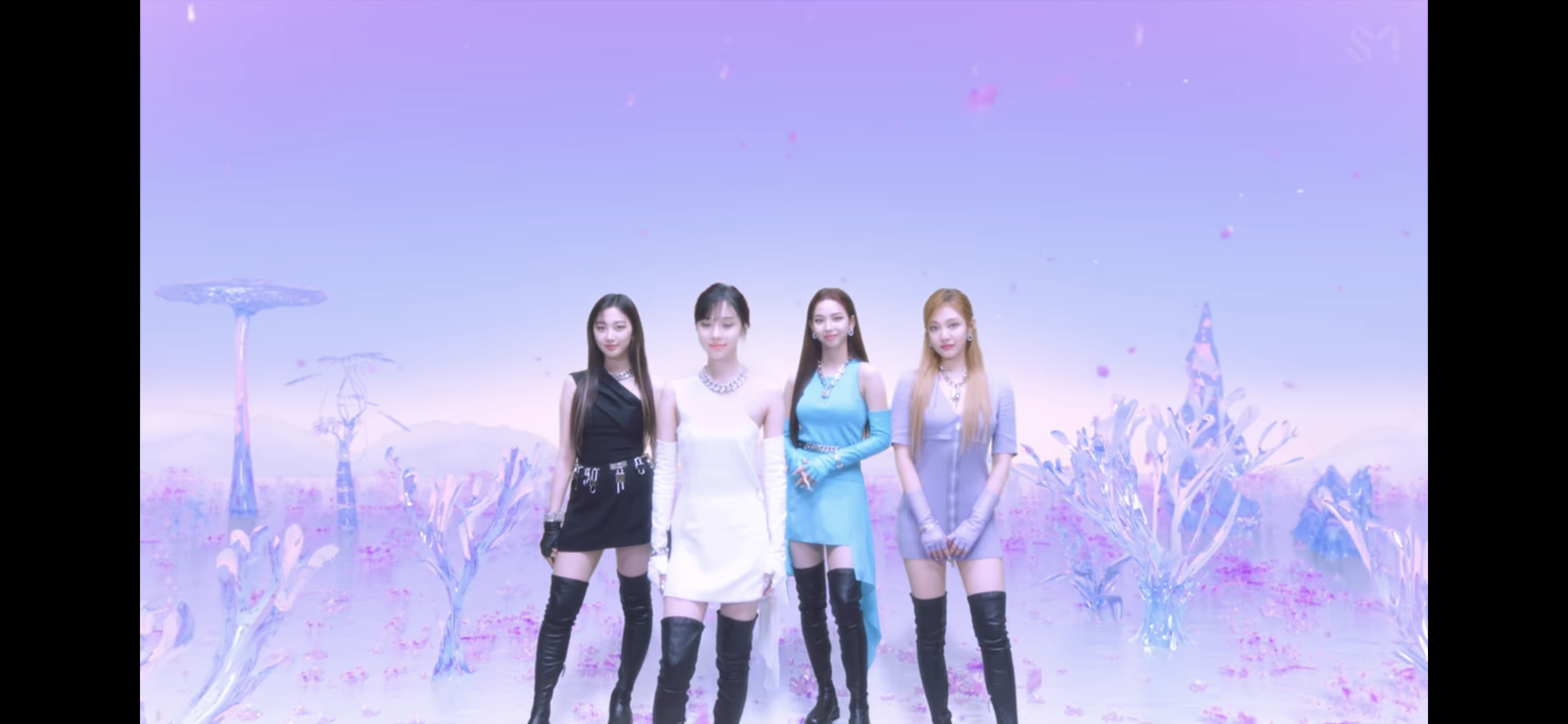 [잡담] 에스파 이 착장 한번쯤 음방 나오겠지…? | 인스티즈