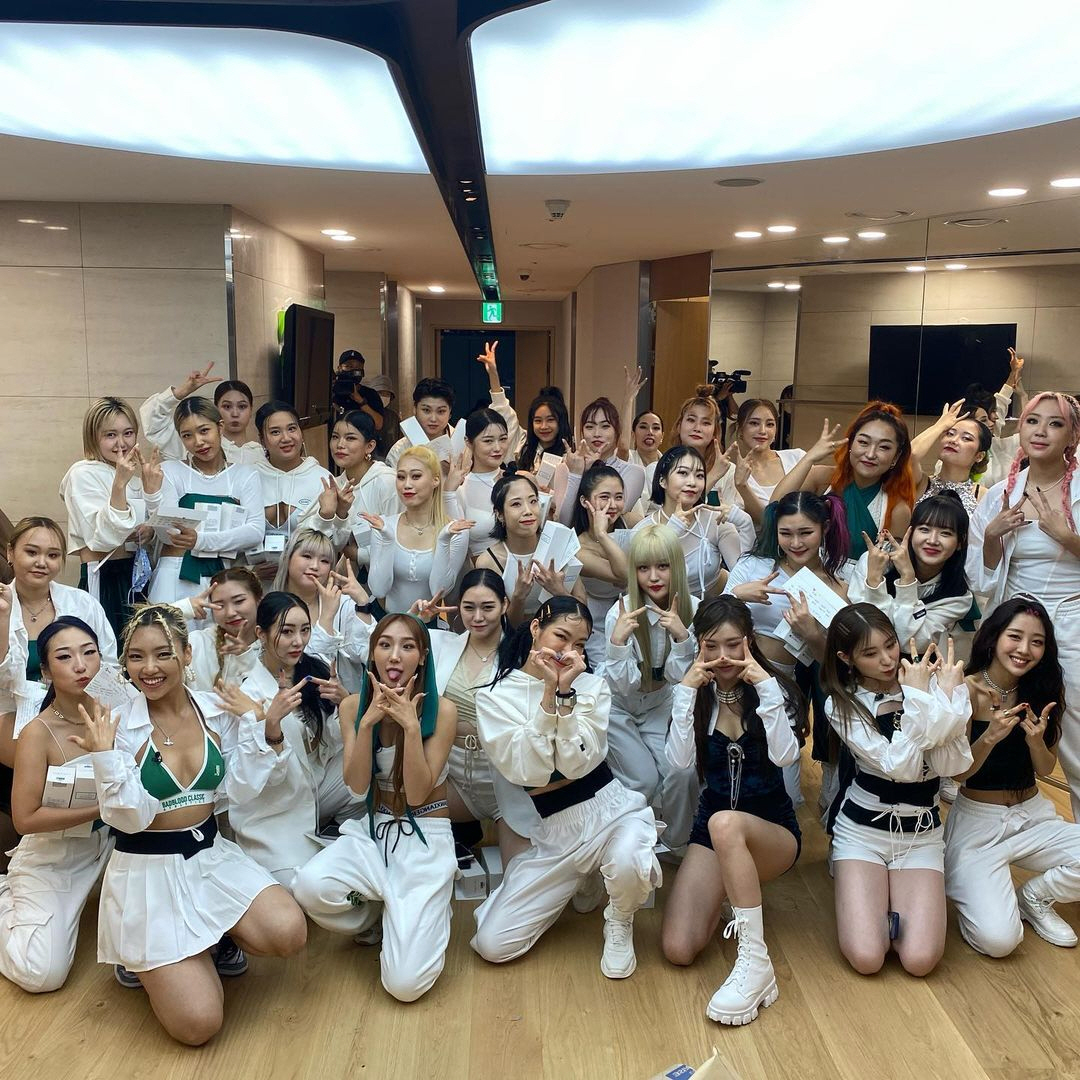 [잡담] 효진초이 인스타 (댄서들 + 리아킴, 미나 명, 엄정화, 필독 댓글) | 인스티즈