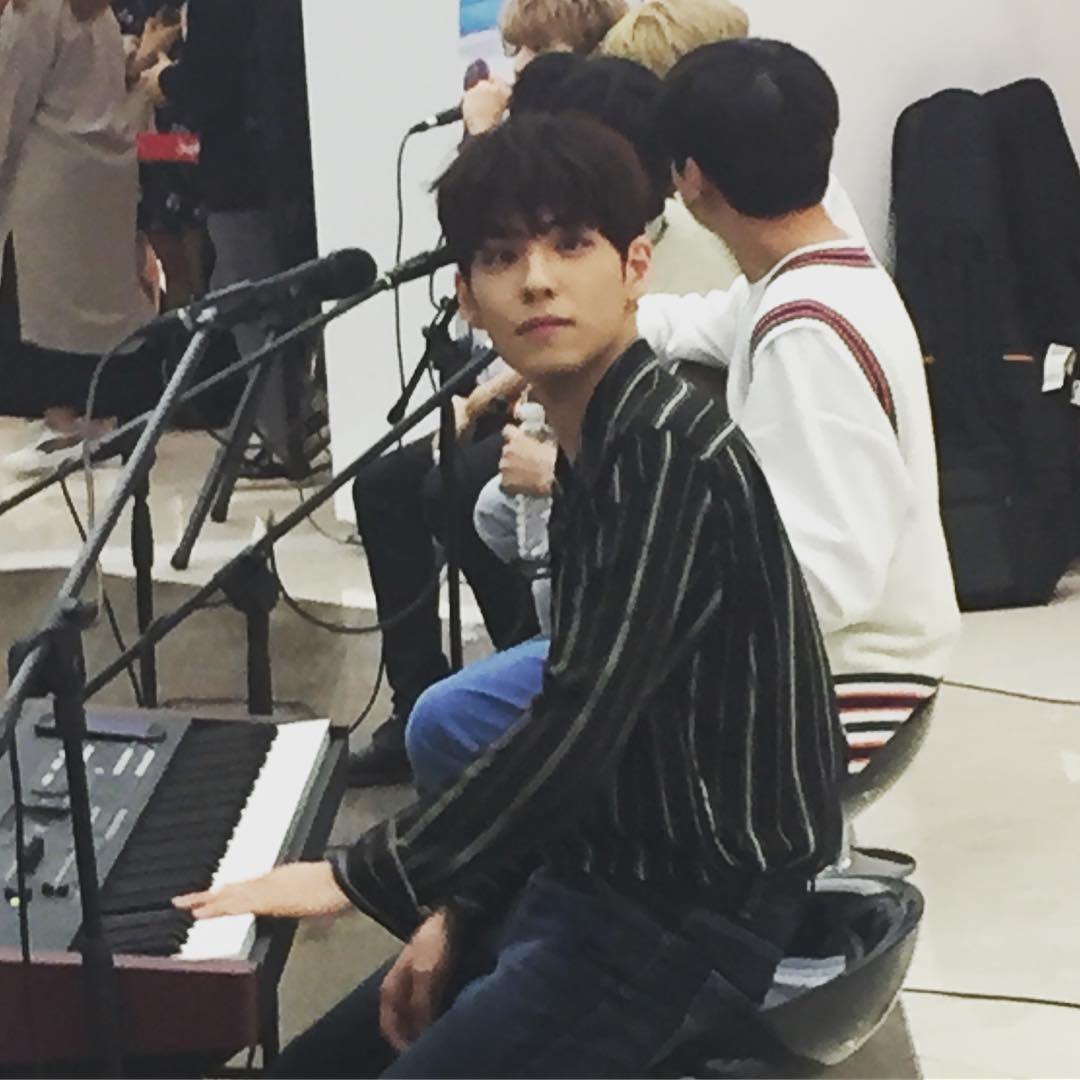 [잡담] 데이식스 폰카남들... | 인스티즈