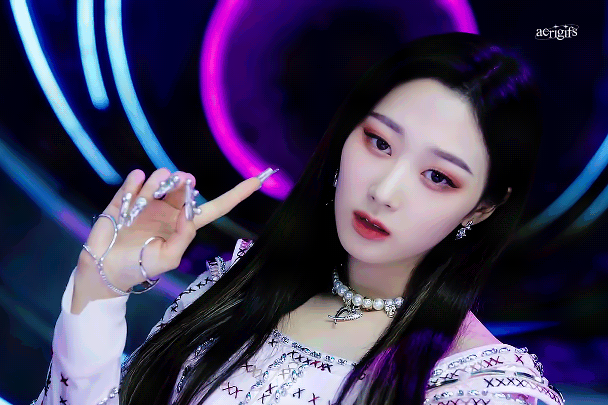 [잡담] 에스파 지젤이 많이 예뻐해줘 좀... 미안 데이터주의^^... | 인스티즈