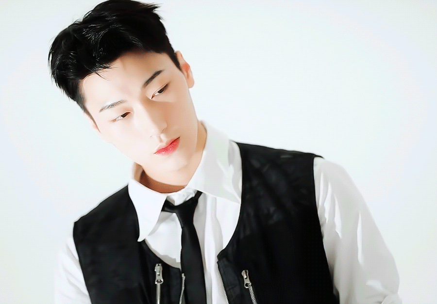 [잡담] 진짜 얼굴도 분위기도 유니크하다 | 인스티즈