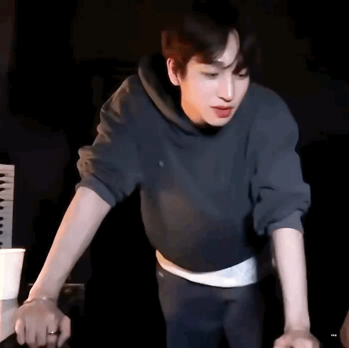 [잡담] 주접중에 국가가 결혼 장려 스파이 보낸거 아니냔 말이 제일 웃김 | 인스티즈