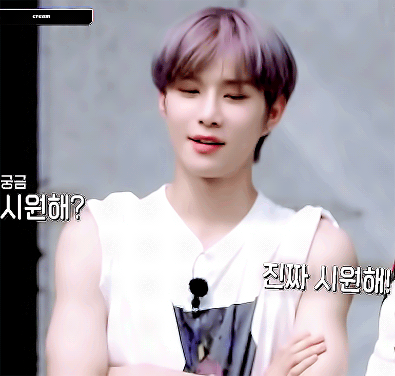 [잡담] 김정우는 어떤 염색을 하든 다 잘 어울려서 고를 수가 없다 | 인스티즈