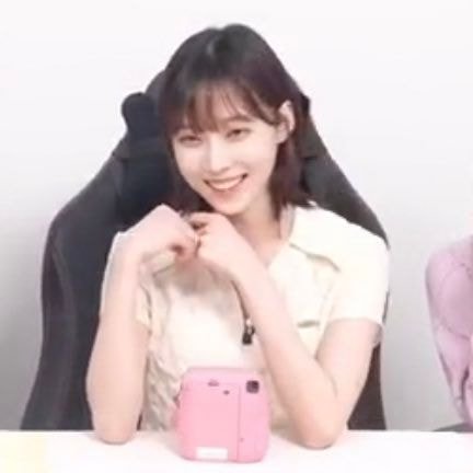 [잡담] 윈터 똑단발도 이쁜데 | 인스티즈