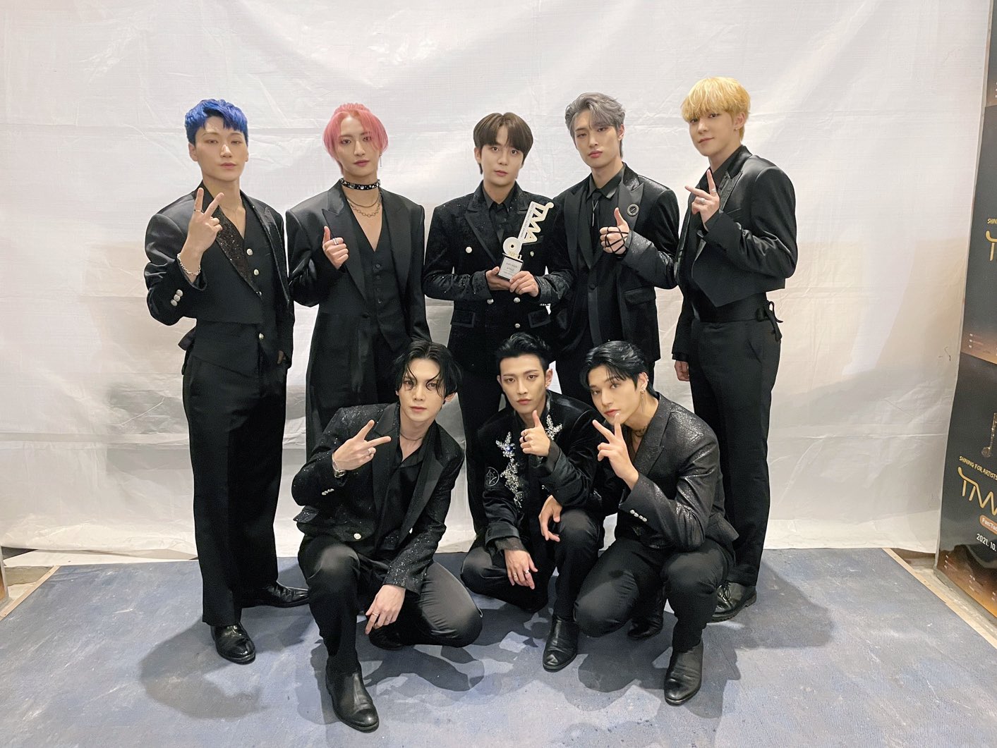 [잡담] 어캄 오늘 에이티즈 머리 바꾸고 이터널선샤인 하는 거 볼 수 있음 | 인스티즈