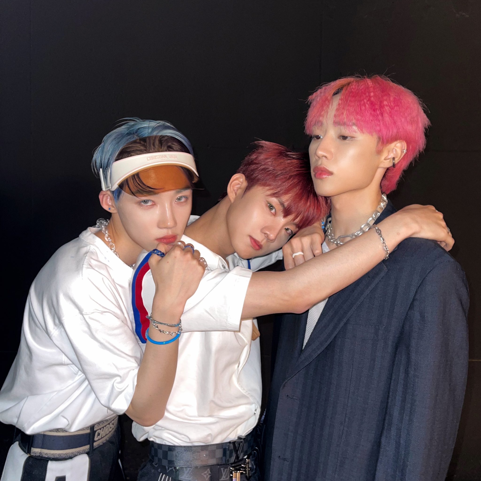 [잡담] 더보이즈 선우가 귀여운 큐뉴형을 놀아주는 법 | 인스티즈