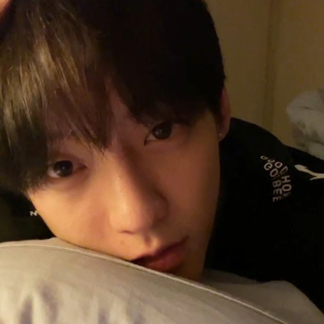 [잡담] 근데 민혁이 큰일남 지금 얼굴로 디제이하면 | 인스티즈