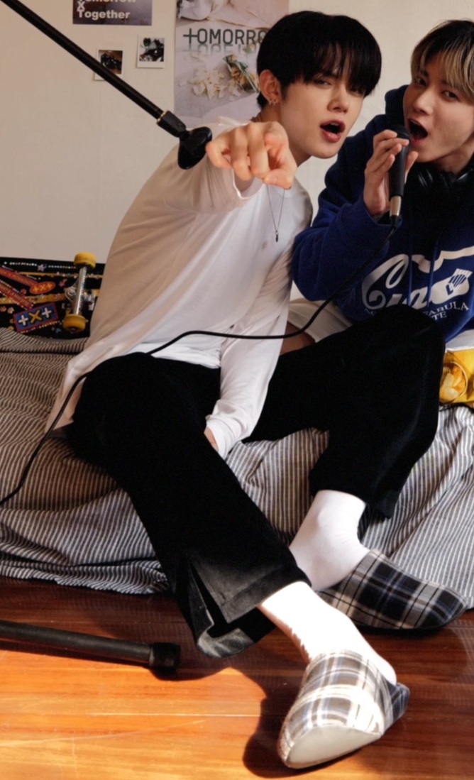 [잡담] 투바투 냥냥즈 사진 뜬 거 최연준 미치겠다ㅠㅠ | 인스티즈