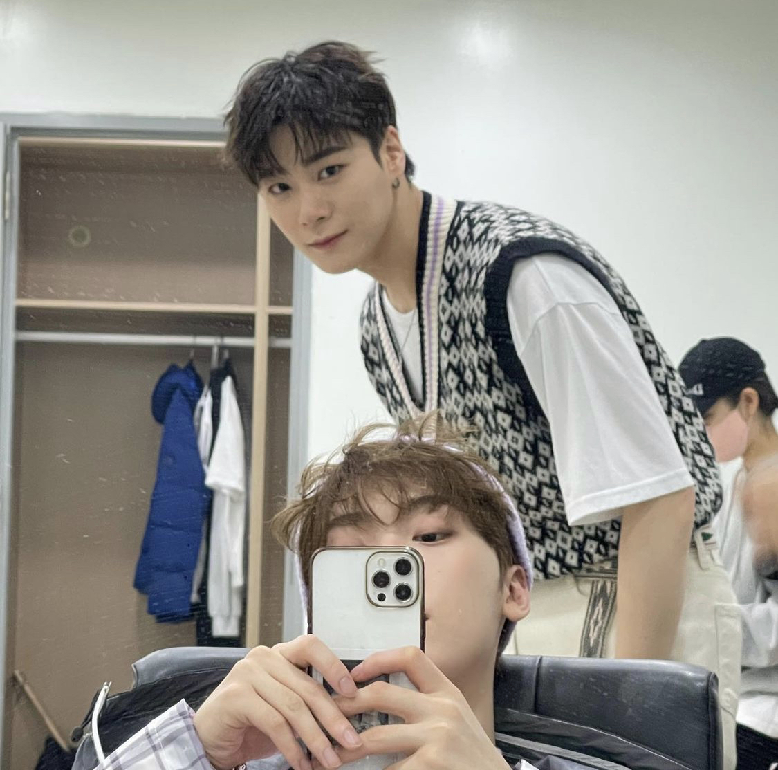 [잡담] 우리 깜찍이 넷째랑 여섯째 보고가세용 | 인스티즈