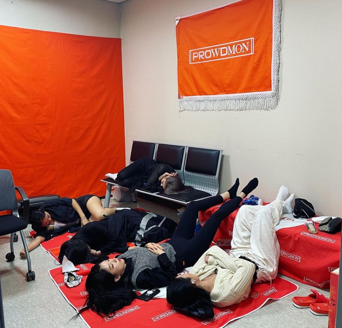 [잡담] 얘들아 모니카쌤 인스타 올라왔다....ㅠ | 인스티즈