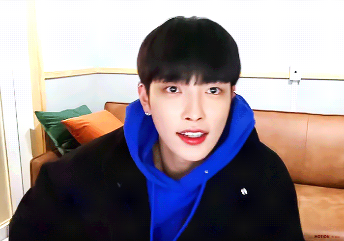 [잡담] 에이티즈 홍중 흑발 하고 진짜 애기 됐음.... | 인스티즈