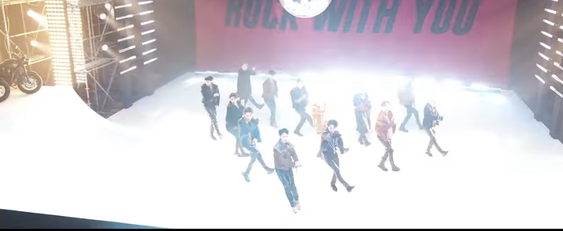 [잡담] 세븐틴 무대대형 하트야 | 인스티즈