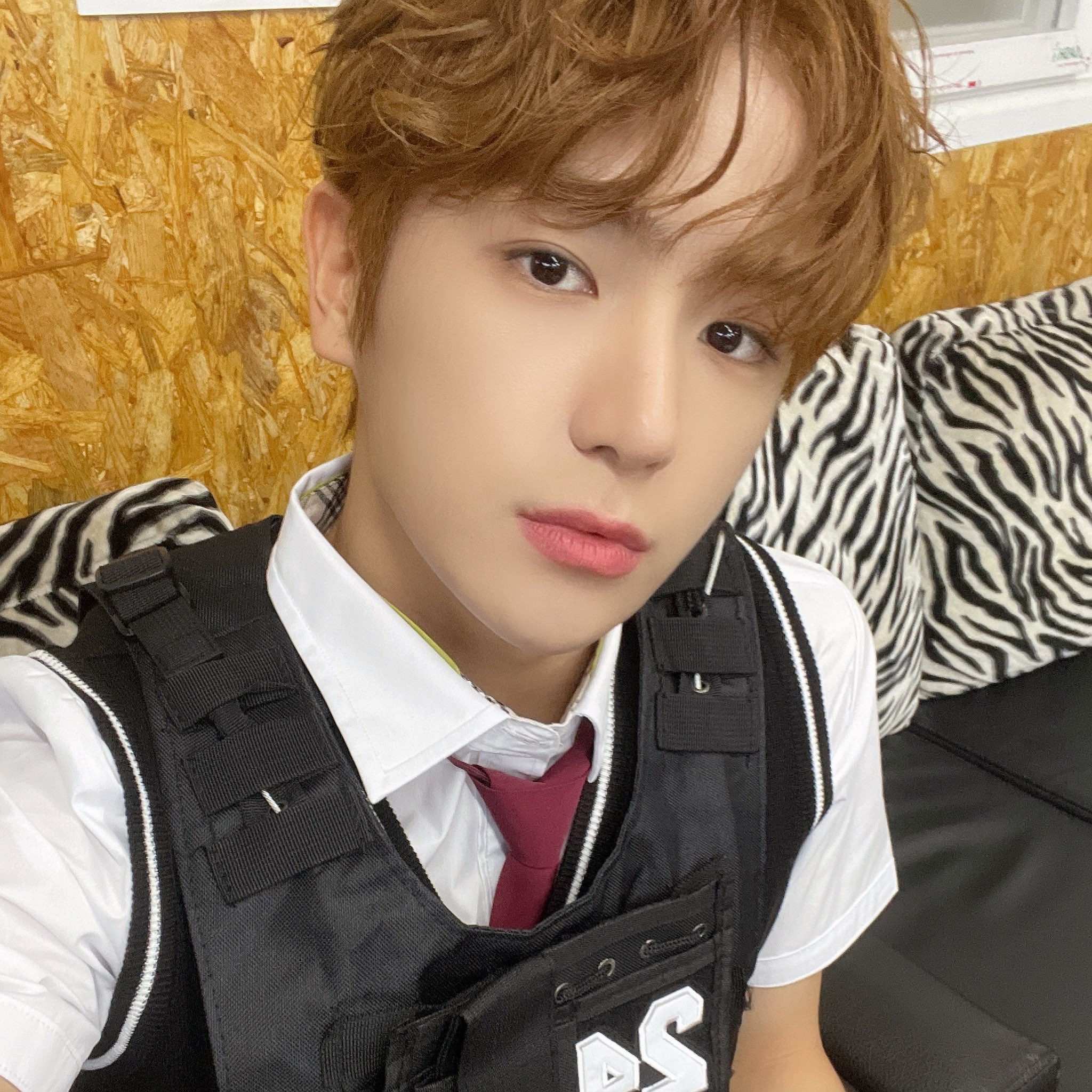 [잡담] 와 이재현 셀카 뜸 | 인스티즈