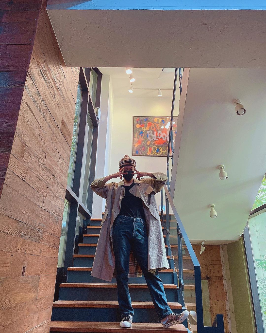 [잡담] 홍중이 사복 넘 잘 입어 | 인스티즈