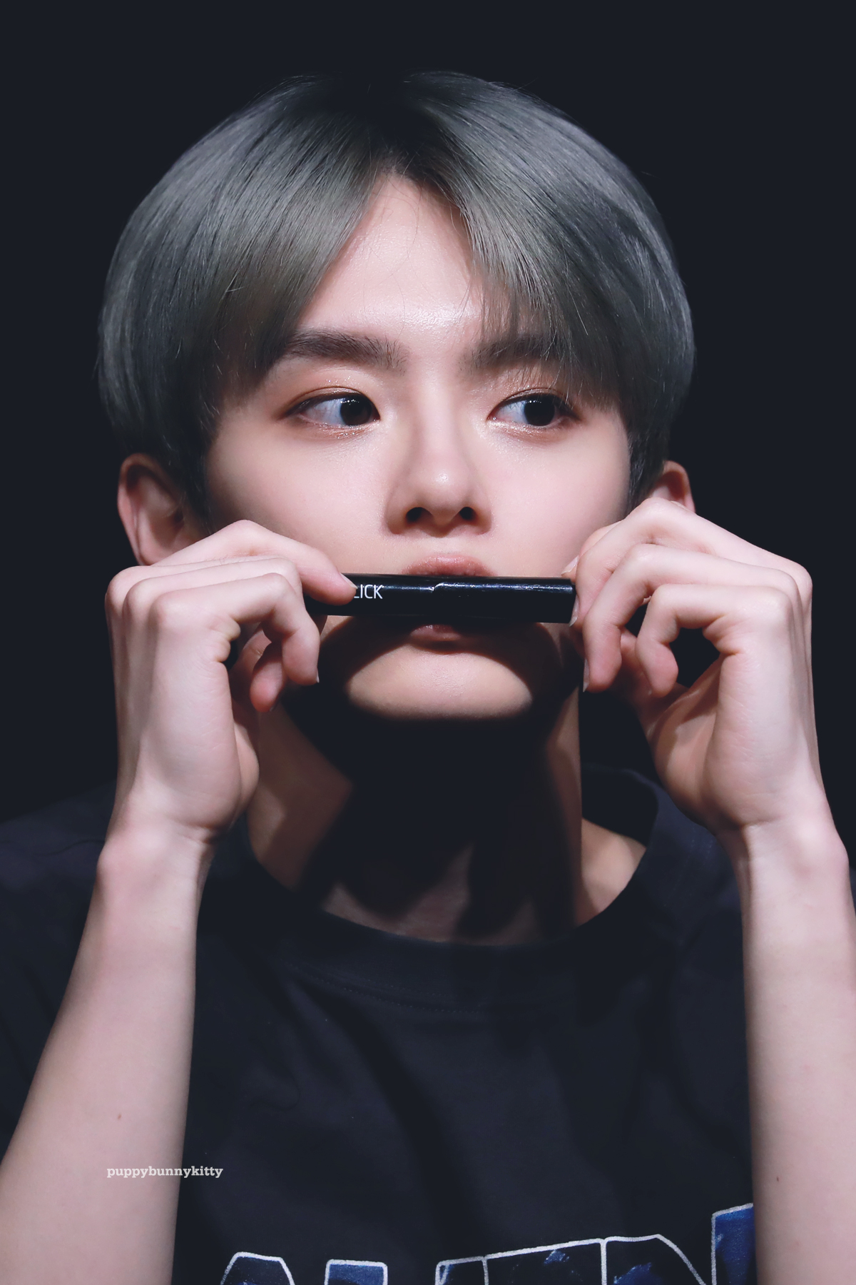 [잡담] 내년에 성인되는 K-아이돌 어제자 홈마사진 | 인스티즈