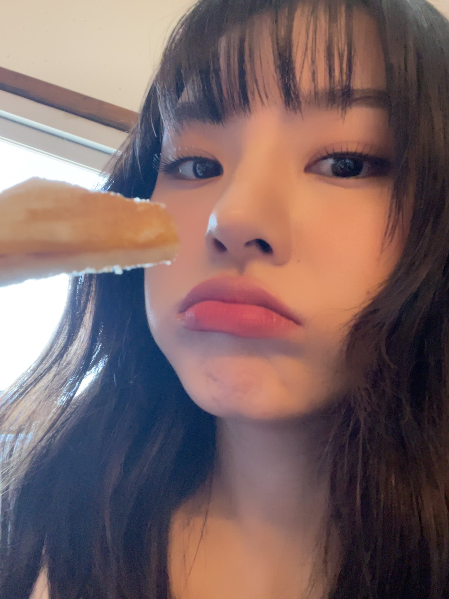 [잡담] 무친 방금 노제 트위터 셀카 | 인스티즈