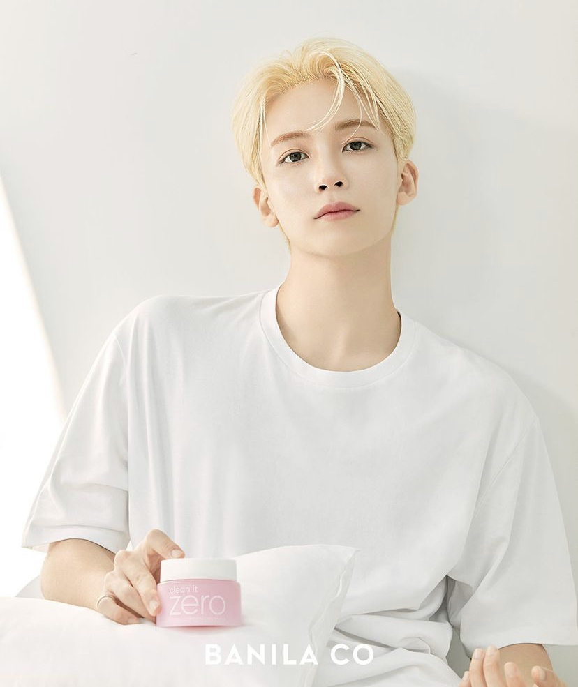 [잡담] 윤정한 바닐라코 새 사진 에바 | 인스티즈