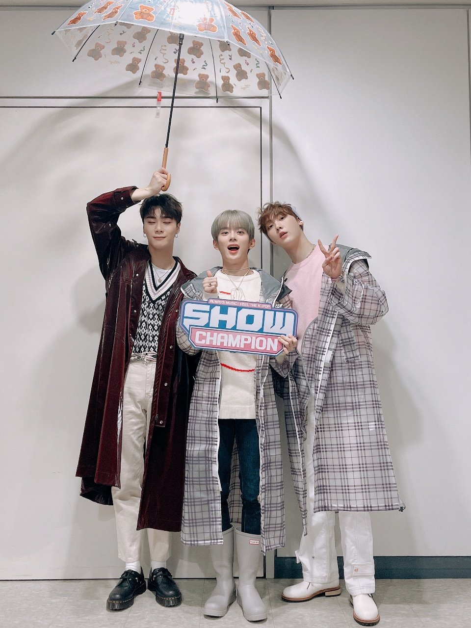 [잡담] 얘네 때문에 수요일이 너무 행복하다,,, | 인스티즈