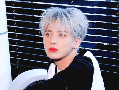 [잡담] 투바투는 ㄹㅇ 비주얼이 사기야 애들 다 잘생김 | 인스티즈