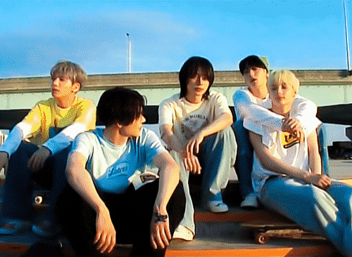 [잡담] 투바투는 ㄹㅇ 비주얼이 사기야 애들 다 잘생김 | 인스티즈