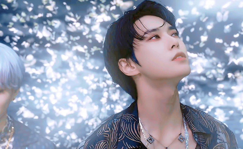 [잡담] 127 뮤비에서 도영이 눈 반짝거리는거 | 인스티즈