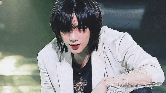 [잡담] 아니 투바투 범규 장발 올타임레전드인거 이제 나만 안거야? 아니 얼굴 뭔데 진짜? | 인스티즈