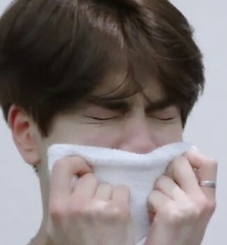 [잡담] 내가 아는 더보이즈와 현실이 너무 다르구나… | 인스티즈