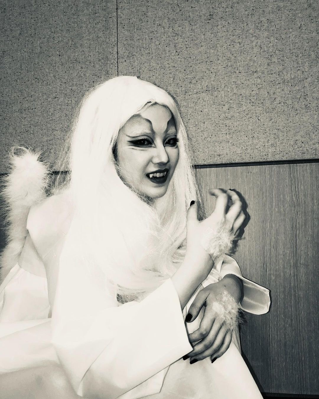 슈화 인스타에 할로윈 사진 올려줬는데ㅋㅋㅋㅋ | 인스티즈