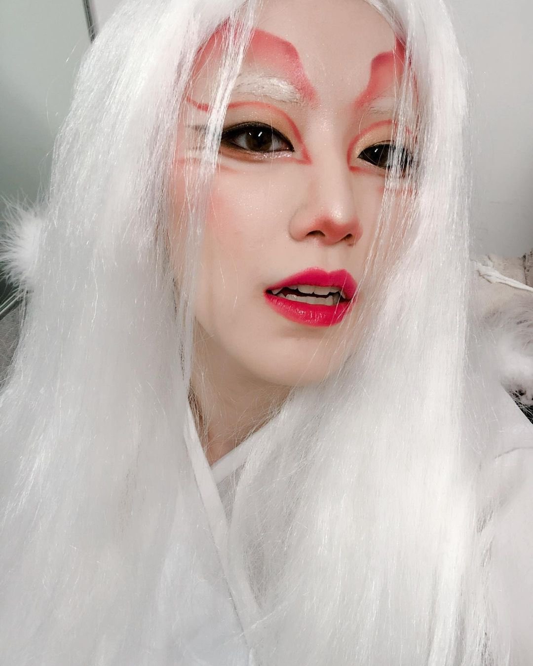 슈화 인스타에 할로윈 사진 올려줬는데ㅋㅋㅋㅋ | 인스티즈