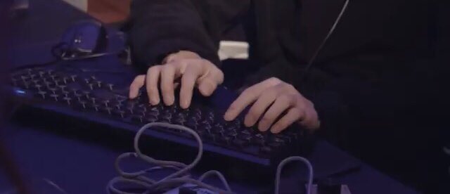 [잡담] 김석진 해커 컨셉이니???? | 인스티즈