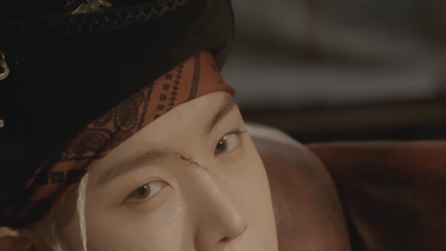 [잡담] 정호석 상처 분장 | 인스티즈