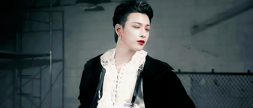 [잡담] 올해 할로윈 뱀파이어였는데 팬들이 순한맛이래 | 인스티즈