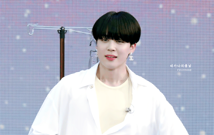 [잡담] 이제껏 본 사람중에 바가지 머리 제일 잘어울림... | 인스티즈