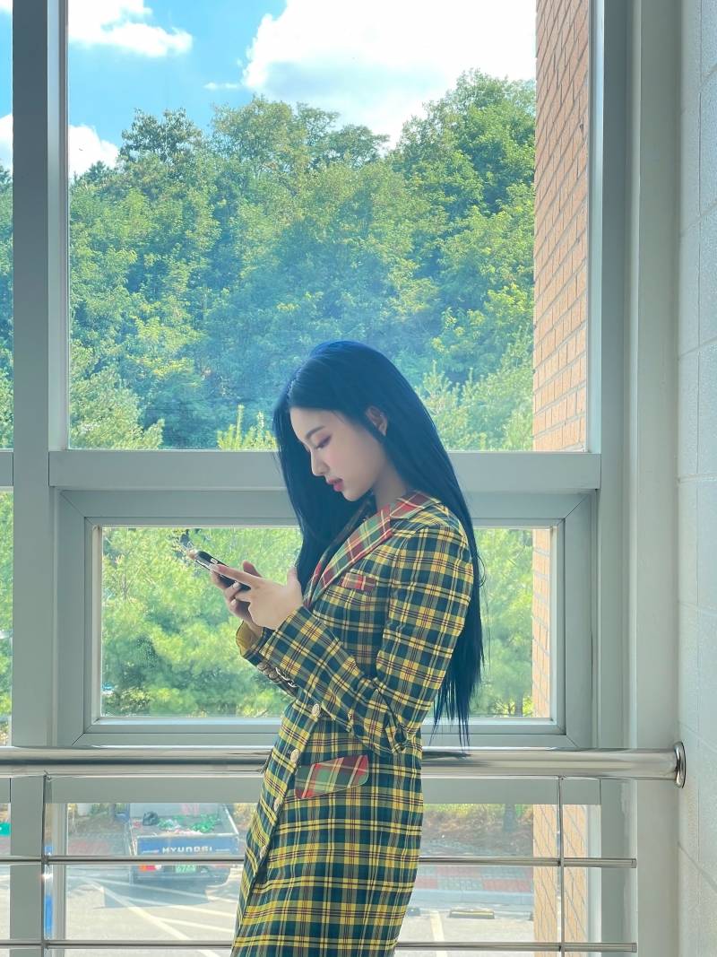 색안경 무대의상 입고 찍은 스테이씨 아이사 셀카 모음 | 인스티즈