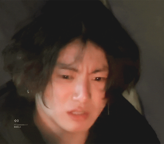 [잡담] 정국 이 짤 머리 부시시해서는 왜 울상인거야?! | 인스티즈