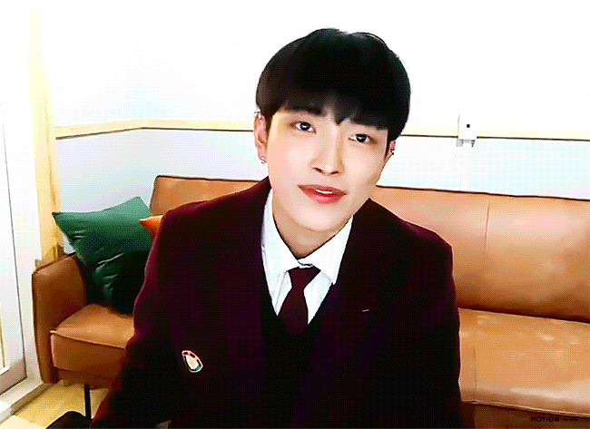 [잡담] 흑발 너무 좋아... | 인스티즈